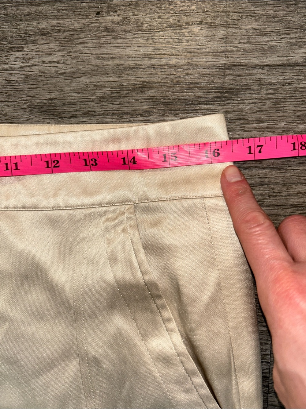 Banana Republic 100% Silk Satin Cargo Pants Ivory Cream Size 6 Y2K - Picture 10 of 11
